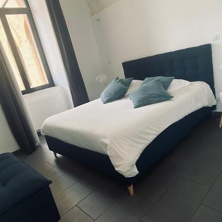 Le 5 De Treves - Metz Apartment Bagian luar foto